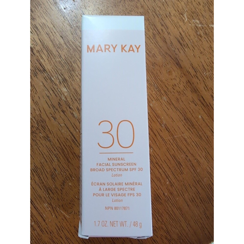 New Mary Kay Mineral Facial Sunscreen Lotion Broad Spectrum SPF 30 1.7 oz 183253